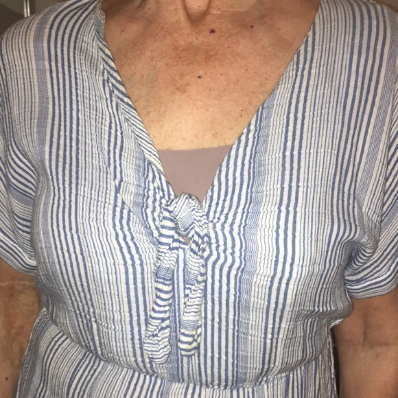 H&M - Chic Blue & White Striped Bathing Suit Coverup - Size: 6 - Picture 4 of 6